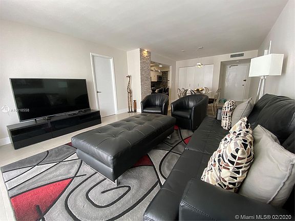 5th image of 18041 N Biscayne Blvd #1002