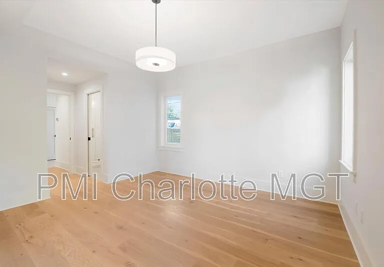 428 Dover Ave — Photo 9