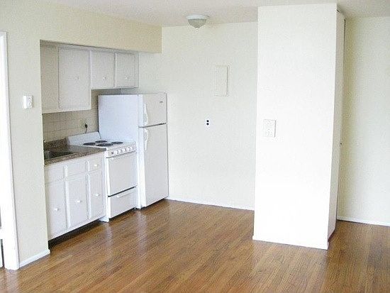 2nd image of 17 Ferris Ave APT 7