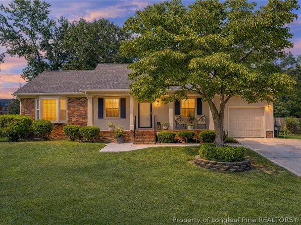2704 Frankfort Cir, Fayetteville, NC 28303
