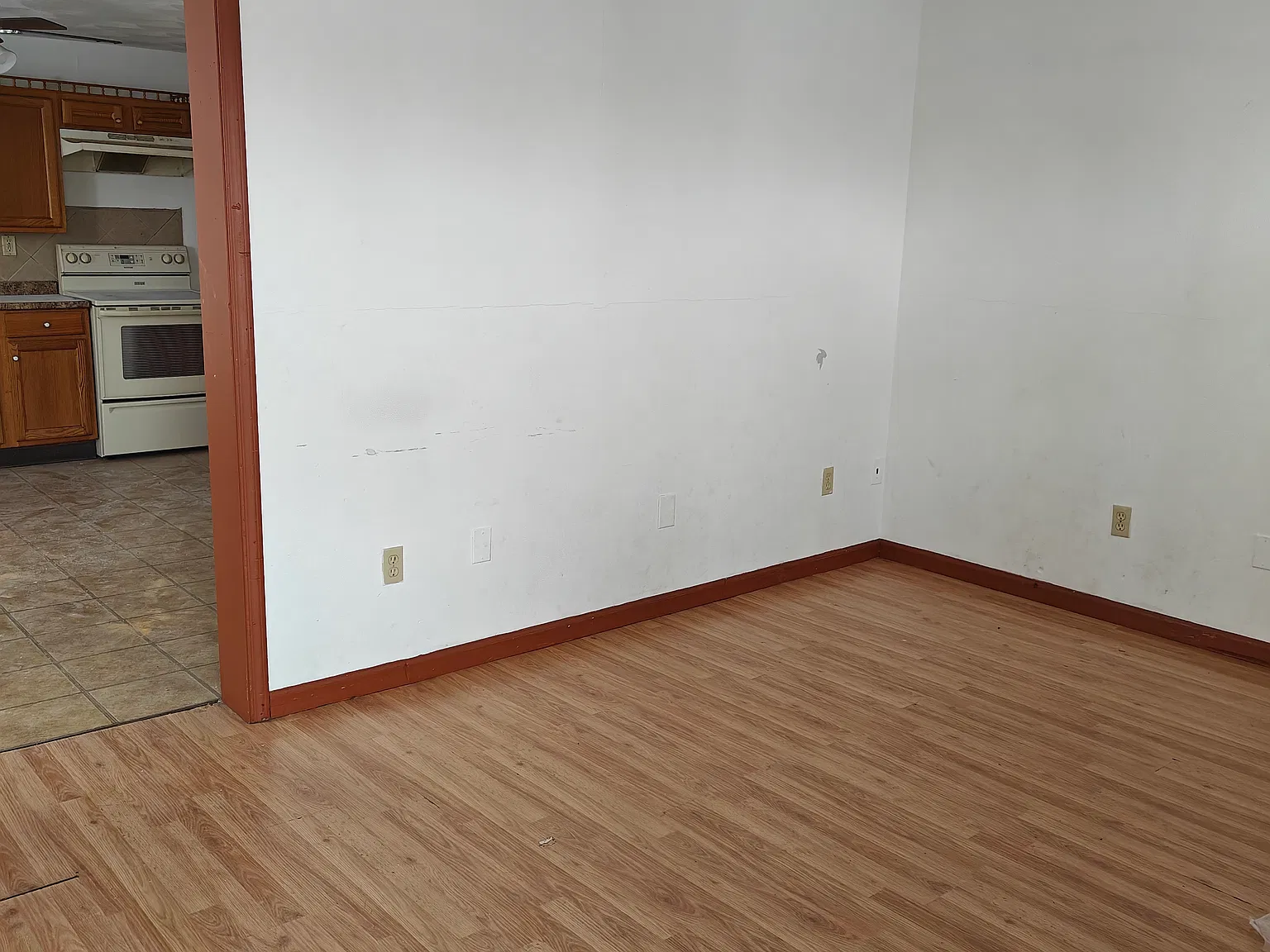 340 Park Ave — Photo 3