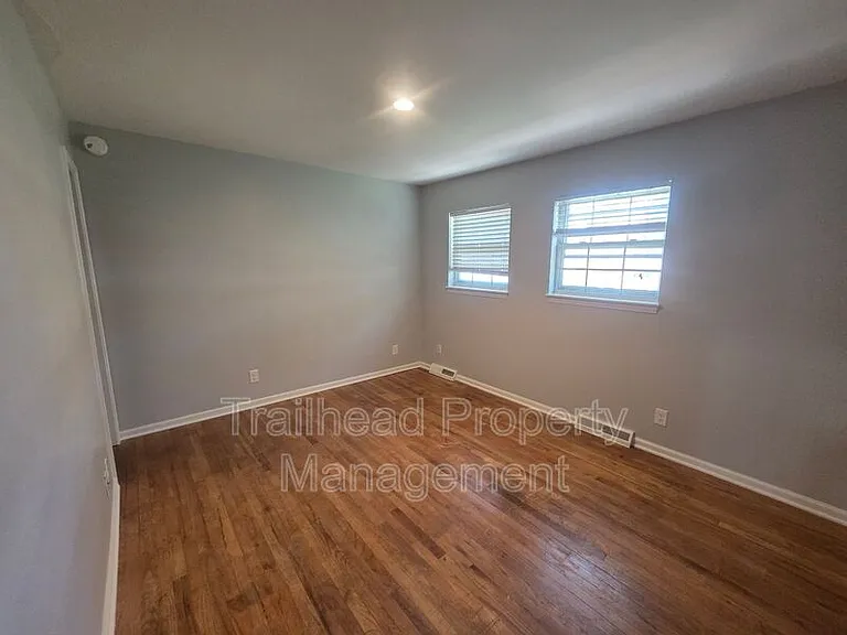 6238 E 129th St — Photo 15
