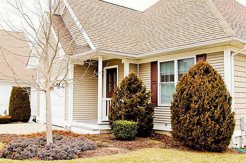 1st image of 15 Enzo Dr #15