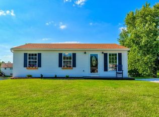 34184 Catfish Ct, Brighton, IL 62012