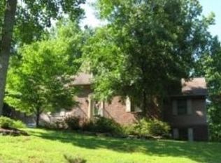 26 Woodcrest Dr, Boones Mill, VA 24065