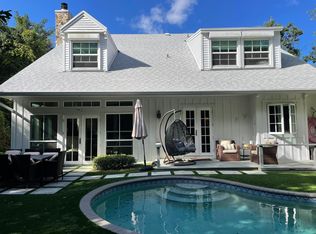 25 N Ridgeview Rd, Sewalls Point, FL 34996