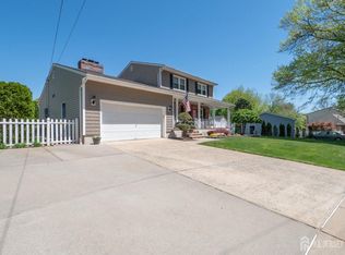 10 Weller Ct, Milltown, NJ