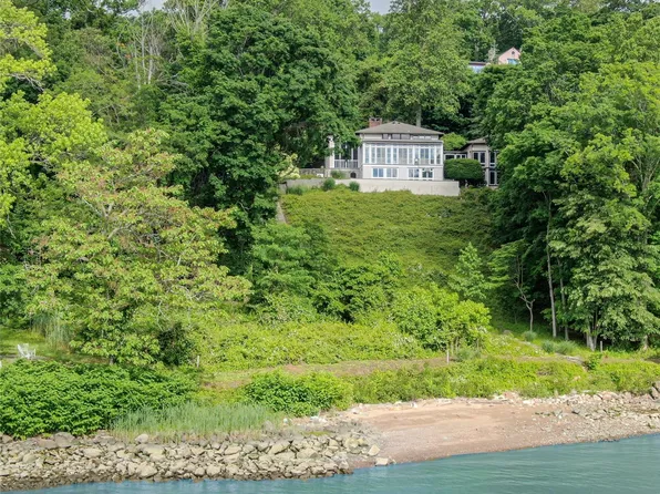 99 Corbett Lane, Palisades, NY 10964