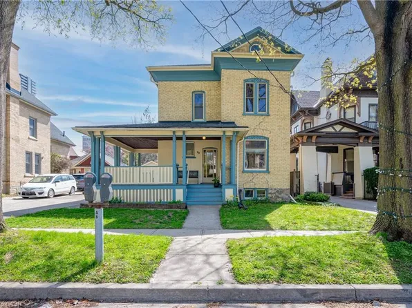 25 Ahrens St W, Kitchener, ON N2H 4B6