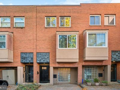 2821 Parrish St APT E, Philadelphia, PA, 19130