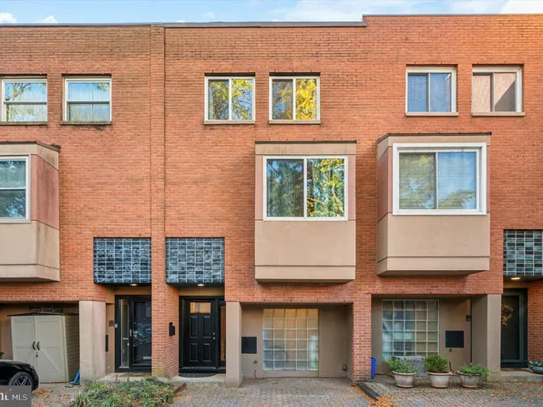 2821 Parrish St APT E, Philadelphia, PA 19130