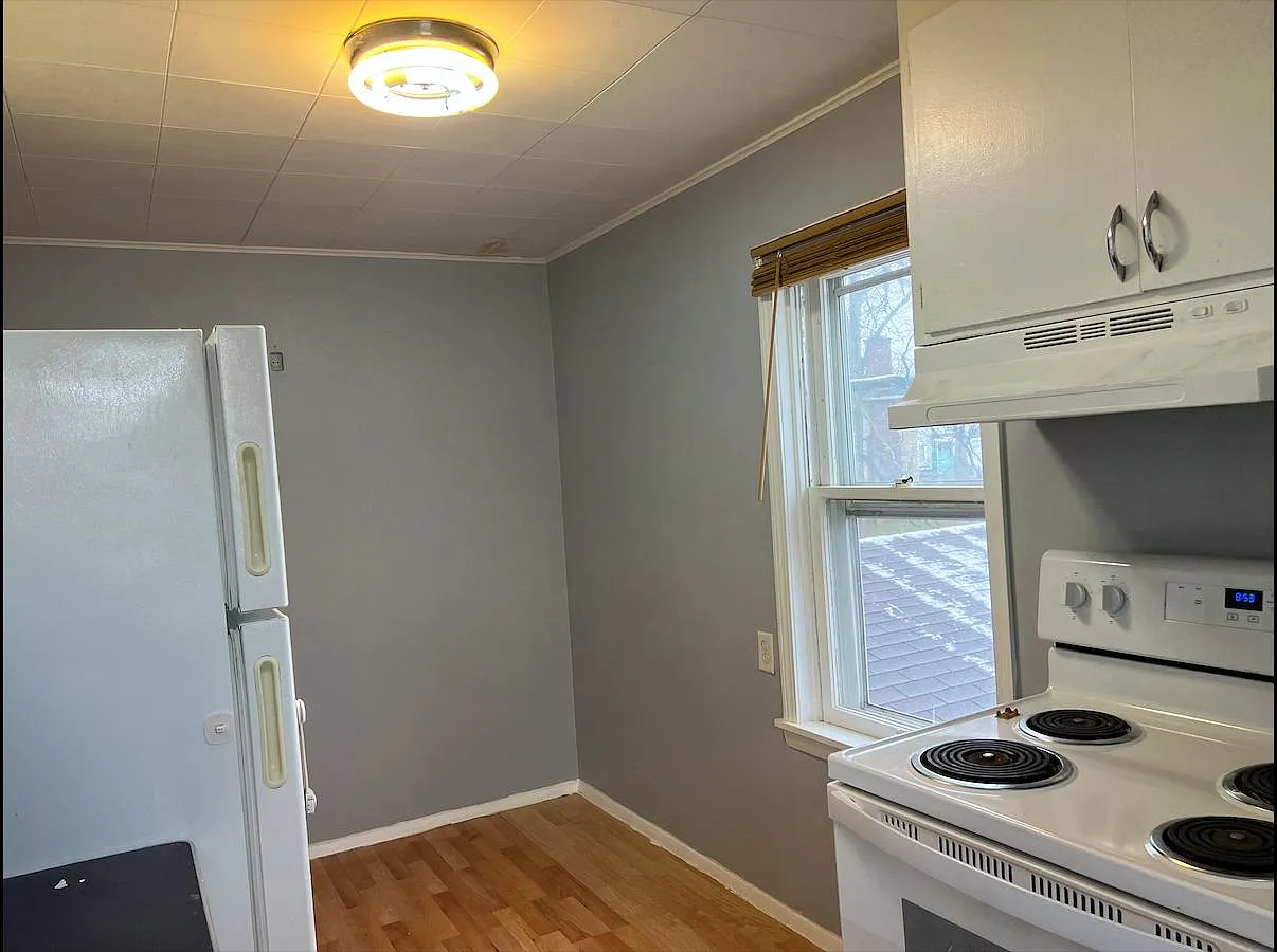 515 N Harrison St — Photo 3