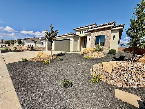 506 S Martignano Way Photo 1