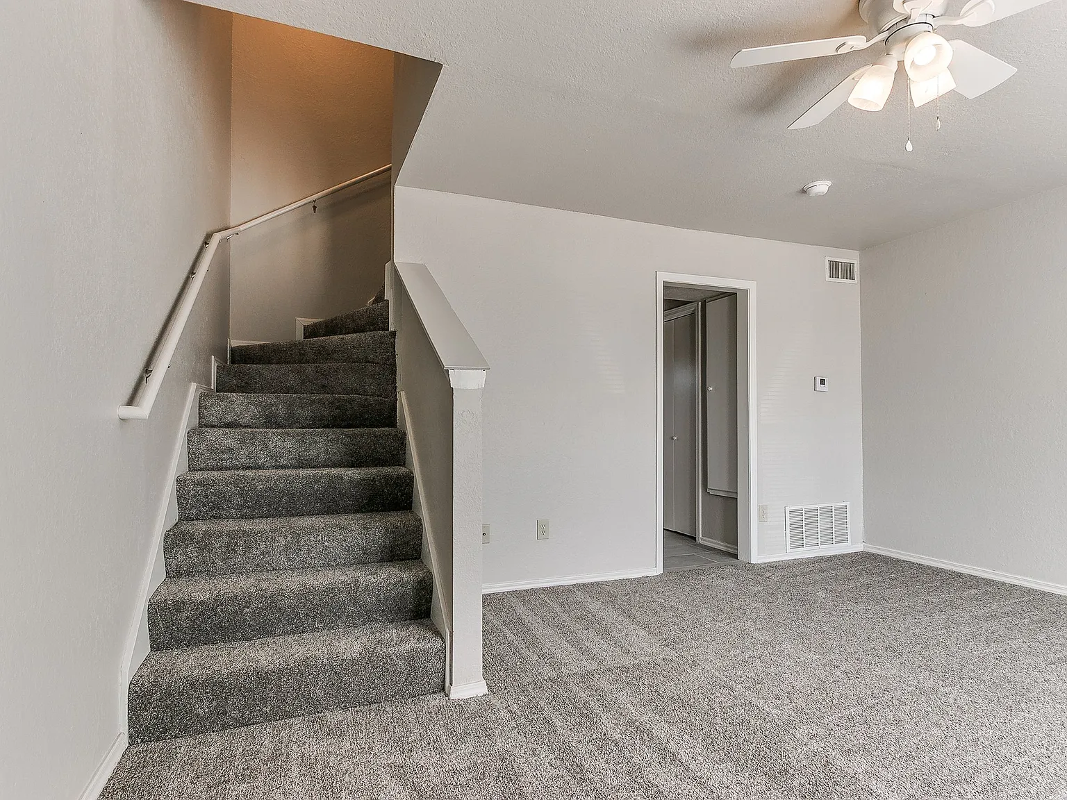 Taylor Ridge Townhomes — Photo 3