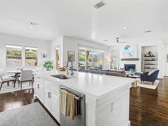 2nd image of 407 Forza Viola Way