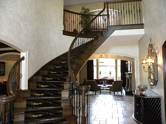 4th image of 47725 Bellagio Dr