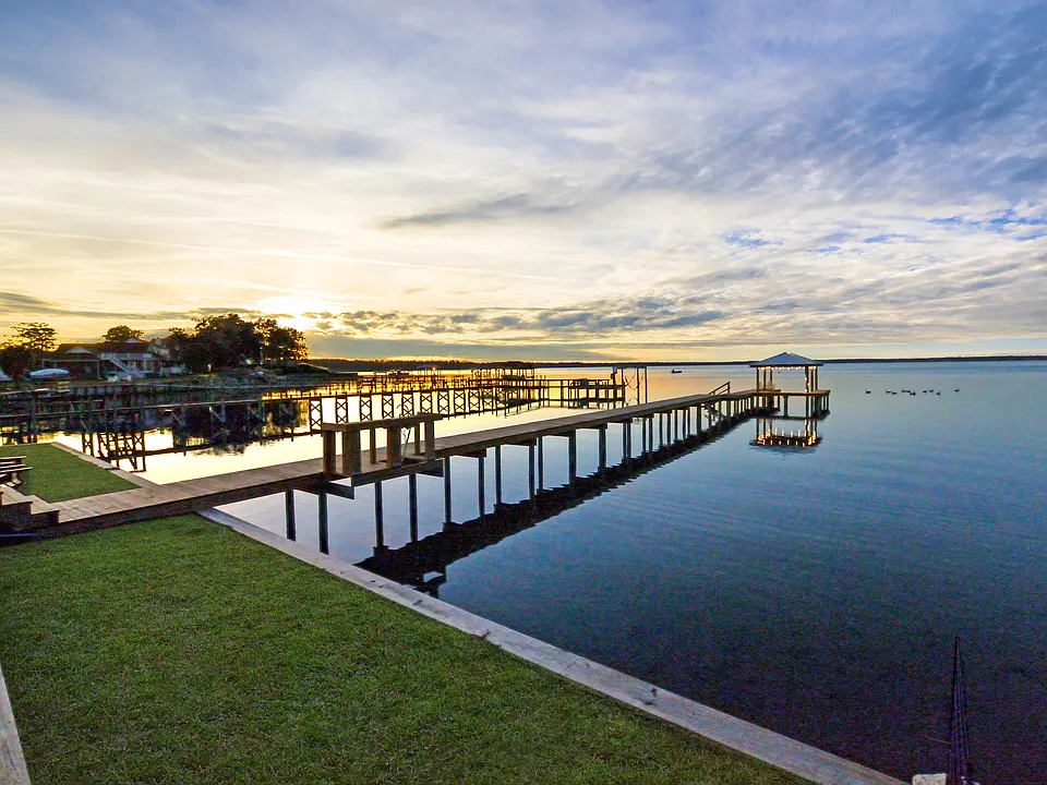 605 Willbrook Cir
