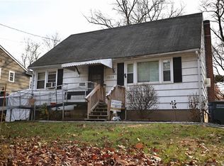 2019 Old Town Rd, Bridgeport, CT 06606