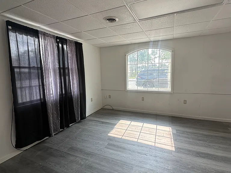 2700 E Harrisburg Pike #1 — Photo 10