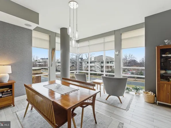 12025 New Dominion Pkwy APT 103, Reston, VA 20190