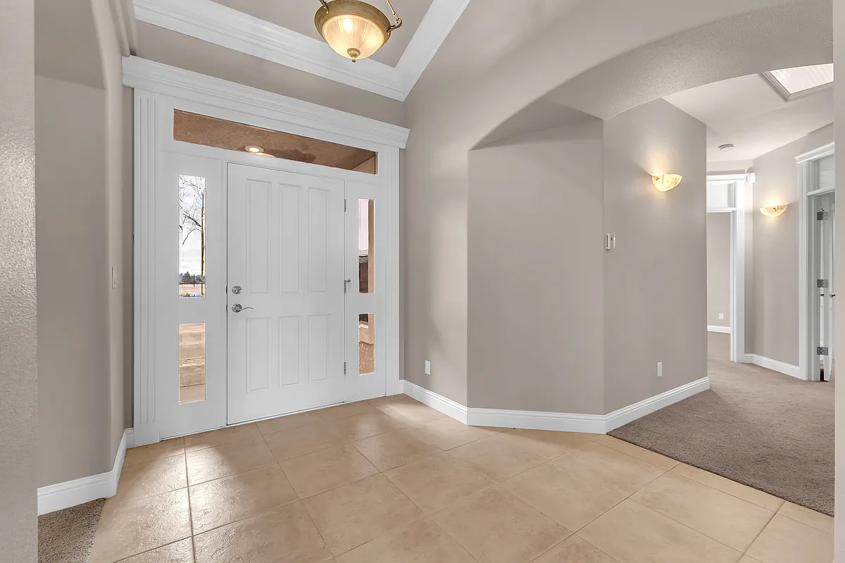Building Photo - 831 Santa Cruz Dr