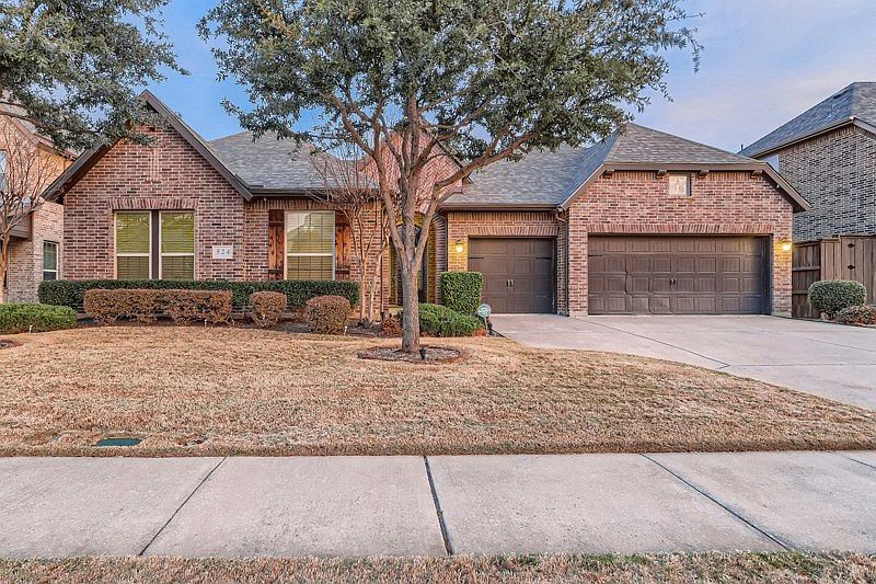 1st image of 524 El Camino Dr