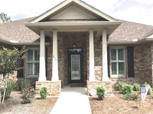 539 Brighton Cv, Freeport, FL 32439