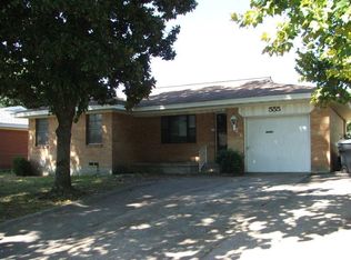 555 Blueberry Blvd, Dallas, TX 75217