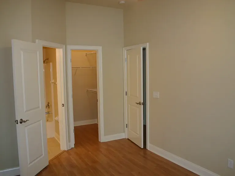 174 E State St #174B — Photo 14