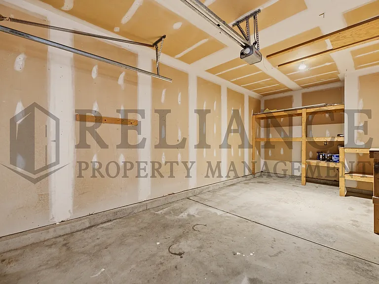 516 N Lakeside Dr — Photo 47