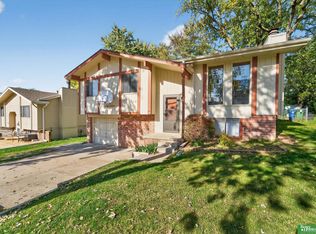 3310 Sierra St, Bellevue, NE 68123