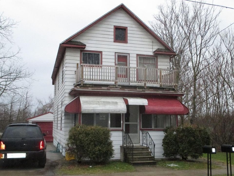 2nd image of 1428 E Michigan Ave