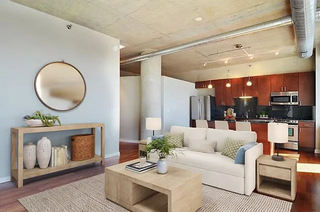700 N Larrabee St — Photo 3