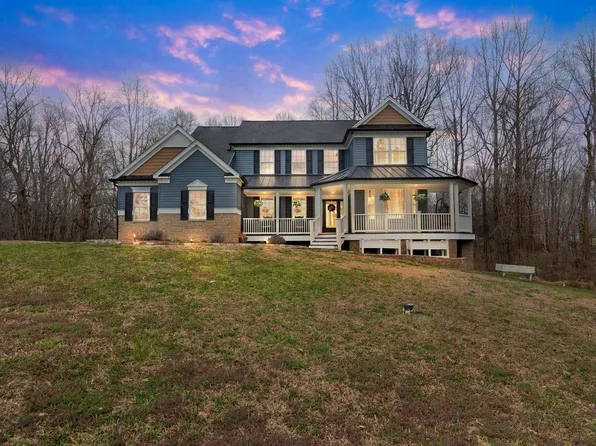 3225 Loring Dr, Huntingtown, MD 20639