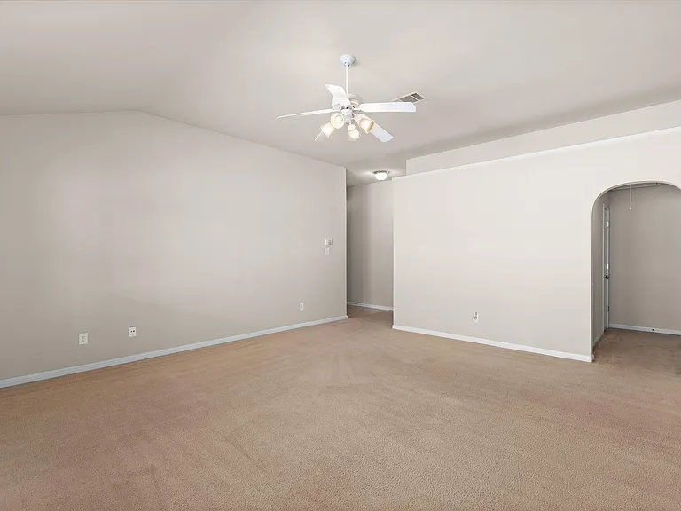 1322 Tumbling River Dr — Photo 4