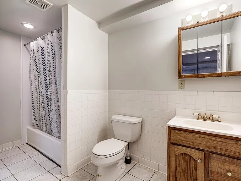 904 French St NW #2 — Photo 12