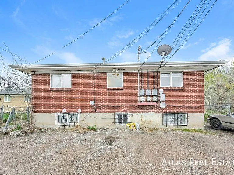1463 W Byers Pl — Photo 16
