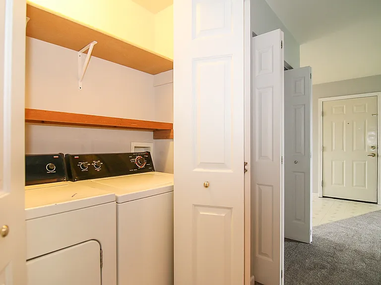 112 Talon Pl — Photo 15