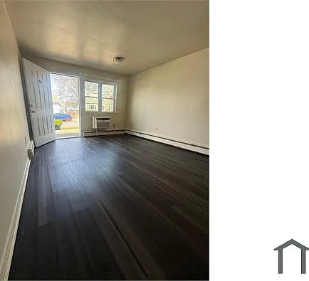 Studio, $1,350 — Photo 4