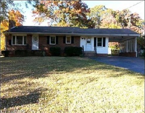 2nd image of 1631 Jordan Dr
