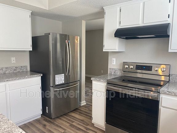 5th image of 6613 Hazelhatch Dr