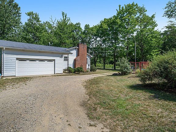 4th image of 76256 County Road 380