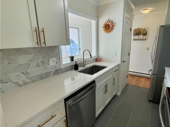 42 Anthony Street #12, Griswold, CT 06351