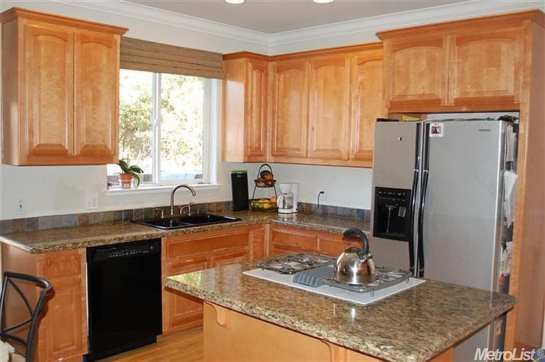 2nd image of 411 Nasca Way