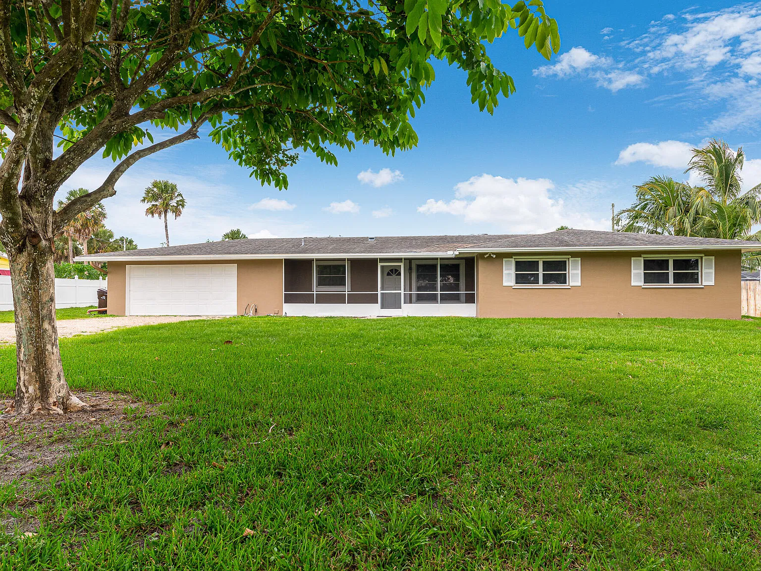 3 bed, 2.0 bath, 1474 sqft, $3,500 — Photo 1