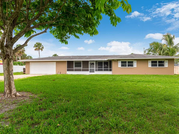 925 SE Osceola St, Stuart, FL 34994