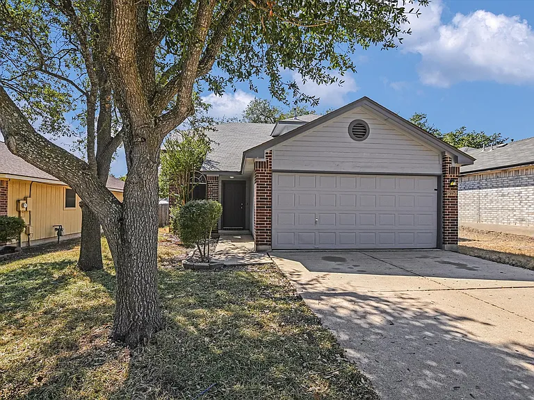 17253 Tobermory Dr — Photo 1