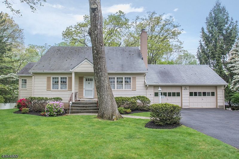 221 Smull Ave, Caldwell, NJ 07006 Zillow