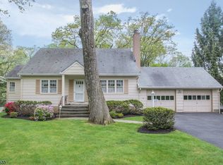 221 Smull Ave, North Caldwell, NJ 07006