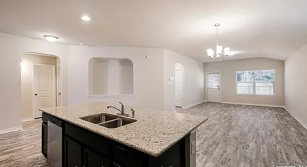 6514 Encore Oaks — Photo 5